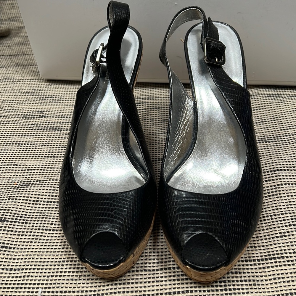 Banana republic black leather wedge pump